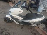 4250 km piagio motorlu 250 CC scooter