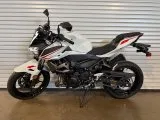 SAHİBİNDEN ORJİNAL HATASIZ KAWASAKİ Z400 SIFIR