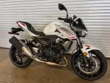 SAHİBİNDEN ORJİNAL HATASIZ KAWASAKİ Z400 SIFIR