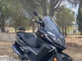 Kymco dowtown 250i