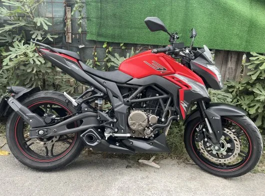 VOGE 300 R