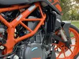 Düşmesi hasar kaydı yok temiz KTM