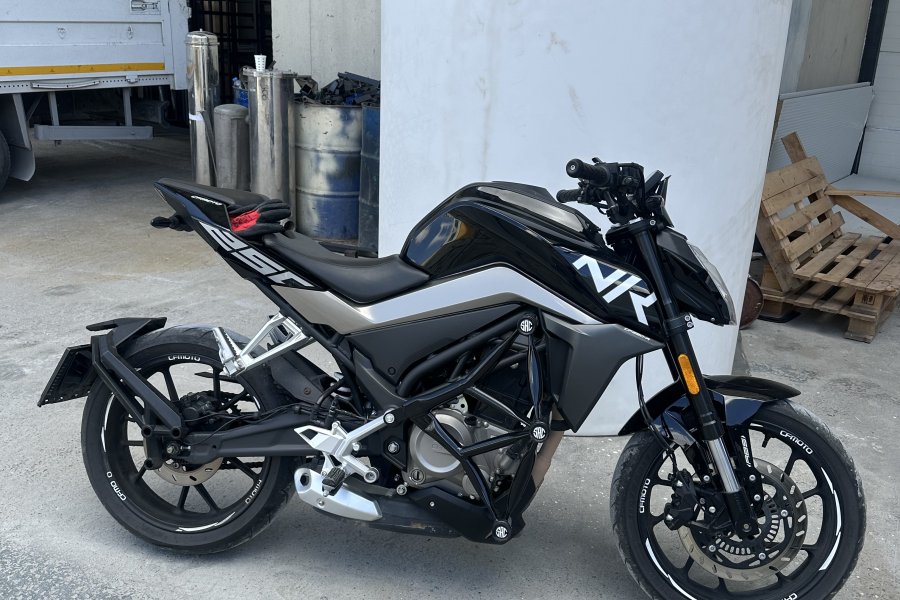 Düşük km kazasız Nk250
