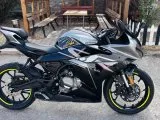 250 SR