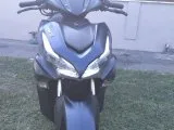 Rks Arome 125 cc scooter