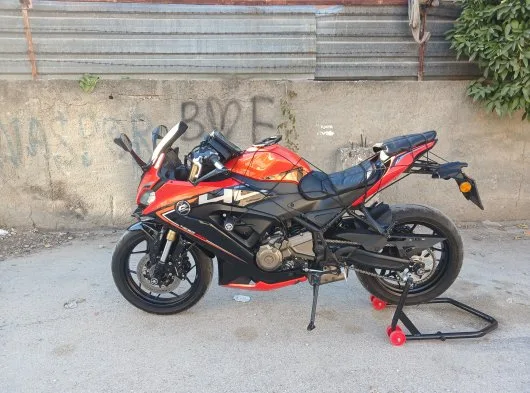 Tertemiz ACİL SATILIK PAZARLIKSIZ bol aksesuarlı garantili  QJ SRK 400RR