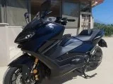 TMAX 560 - GARAJ TERTEMİZ