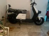 Mondial E-mon Ritual 3600W Elektrikli motosiklet
