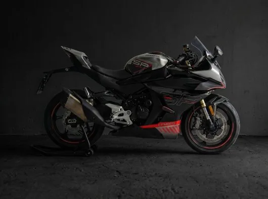 CFmoto 450SR