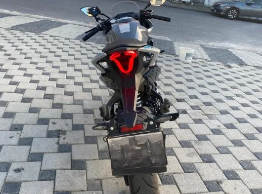 CFmoto 250SR