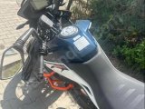Sorunsuz. Alıp binebileceğiniz KTM 250 advanture
