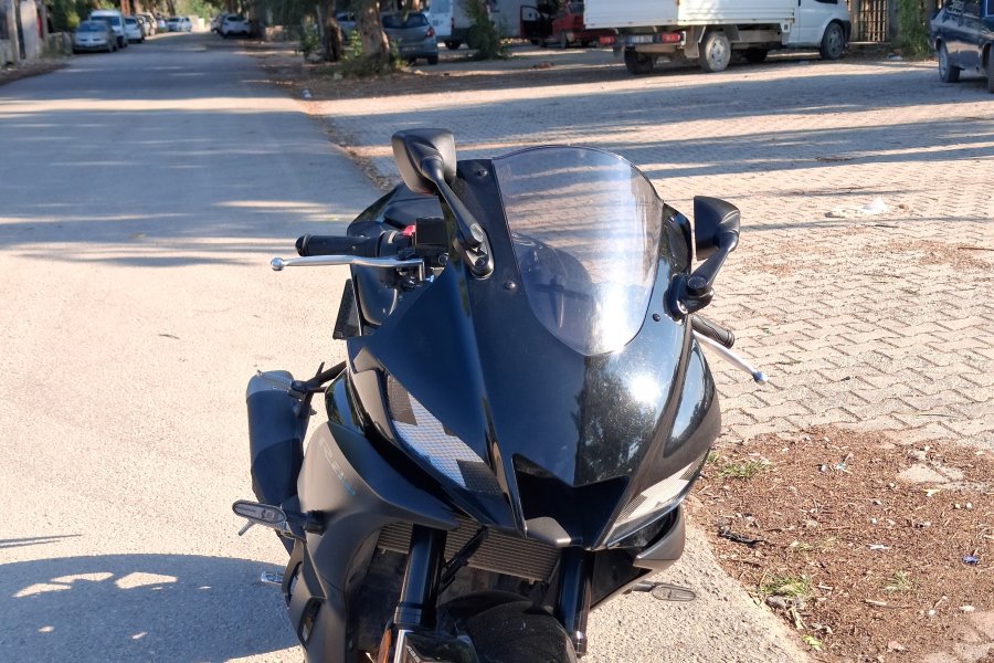 2023 ilk sahibinden hatasız servis bakımlı r25 abs