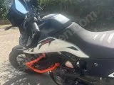 Sorunsuz. Alıp binebileceğiniz KTM 250 advanture